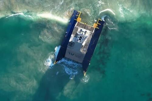موفقیت آزمون های دستگاه تولید انرژی با موج و مکش دریا