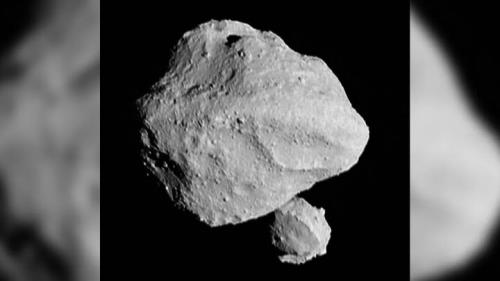 کشف سیارکی که قمر خاص خویش را دارد