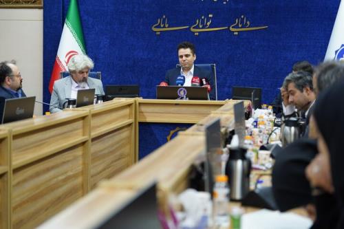 ۲۸۰۰ واحد یا زمین به نخبگان اعطا شد حمایت مالی از ۲۴۷۲ دانشجوی مستعد