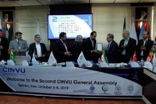 جایزه علمی كامستك به استاد جوان دانشگاه تهران اهدا شد