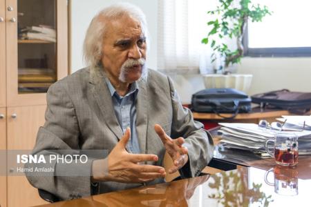 با بحران كرونا علمی و مستند برخورد شود