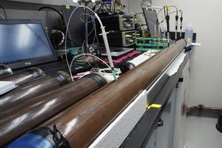 دانشمندان میكروب های صدمیلیون ساله عمق زمین را زنده كردند