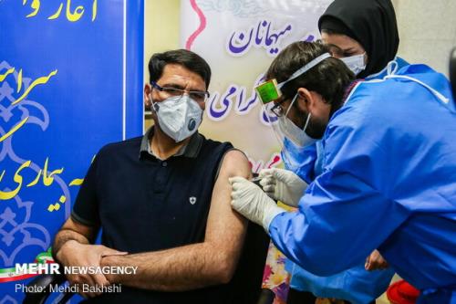 بررسی اثربخشی و ایمنی واكسن های كرونا